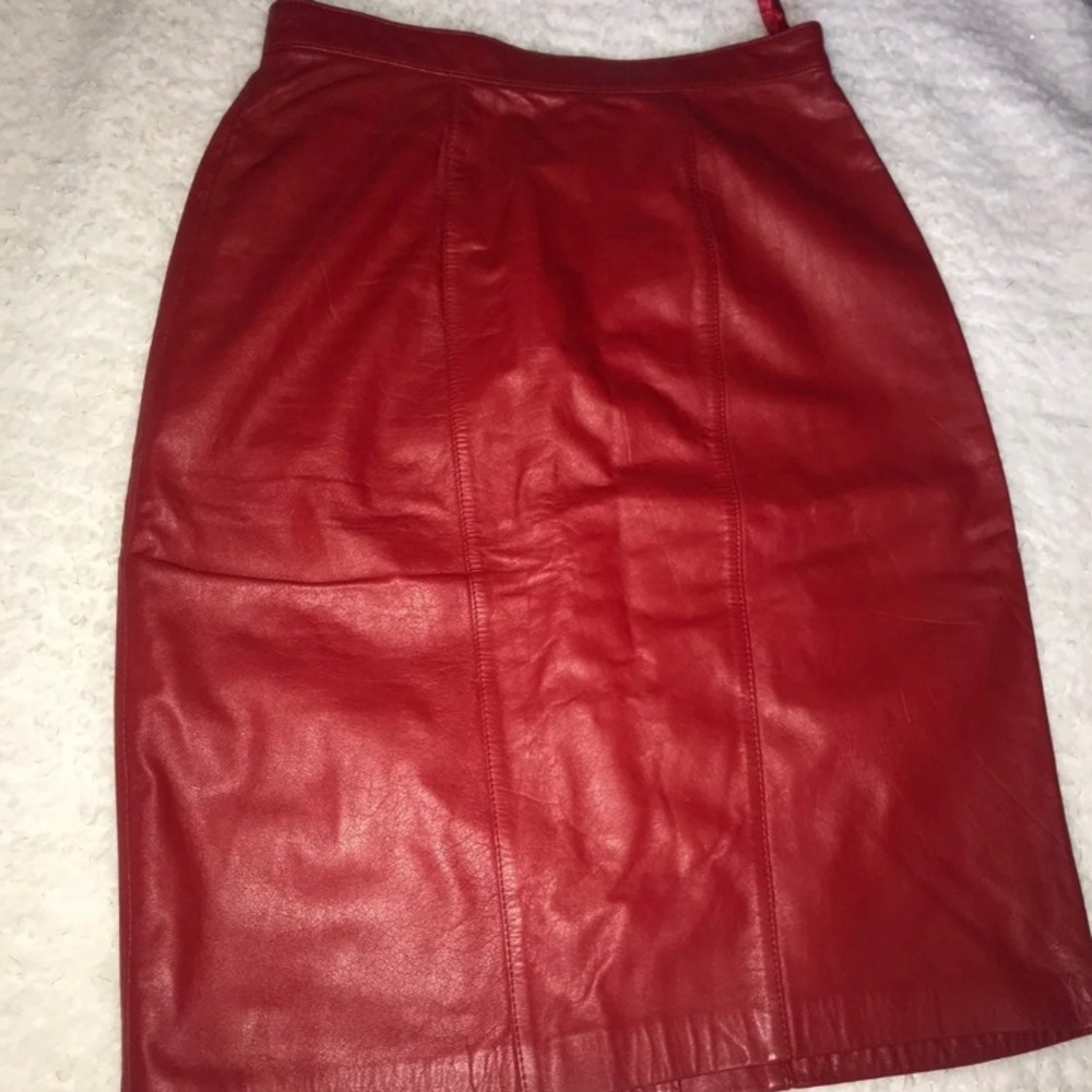 Pencil skirt